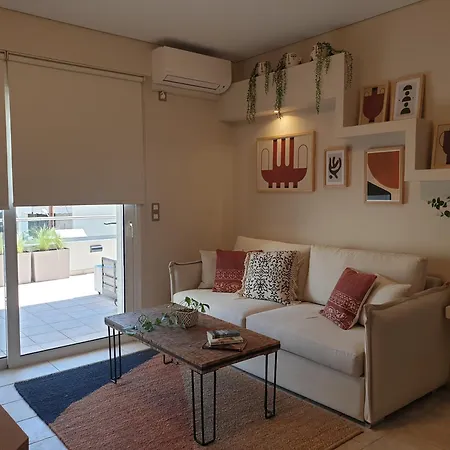 Apartment Gallery House In Itea-delphi Itea