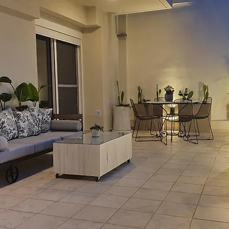 Apartment Gallery House In Itea-delphi Itea
