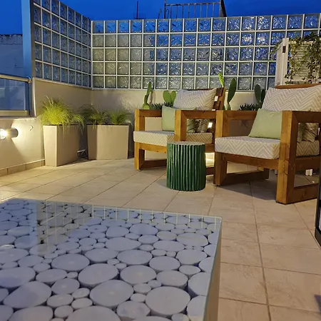 Apartment Gallery House In Itea-delphi *