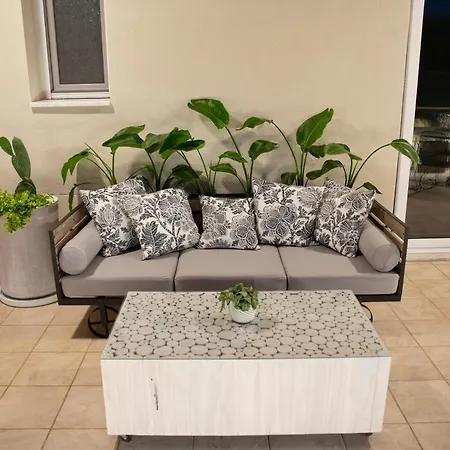 Gallery House In Itea-delphi Апартаменты *