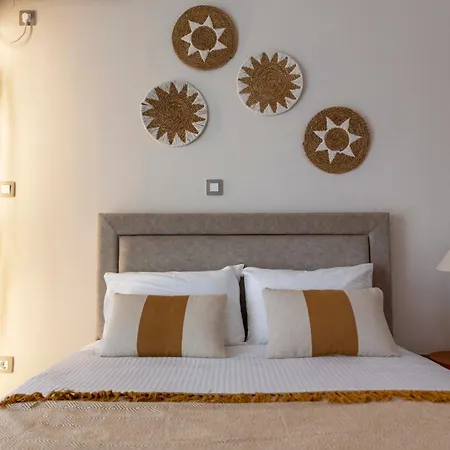 Gallery House In Itea-delphi Apartment *