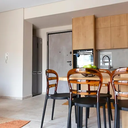 Gallery House In Itea-delphi Apartment
