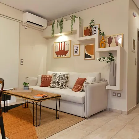 Gallery House In Itea-delphi Апартаменты *