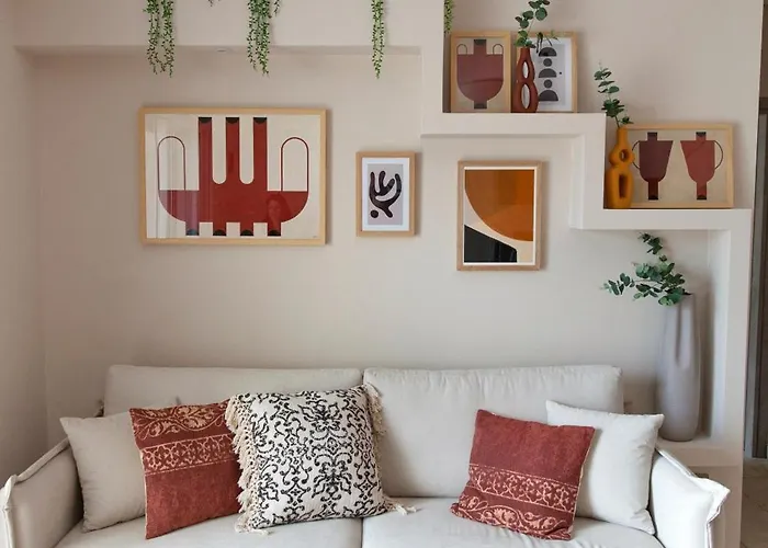 Gallery House In Itea-delphi Itea