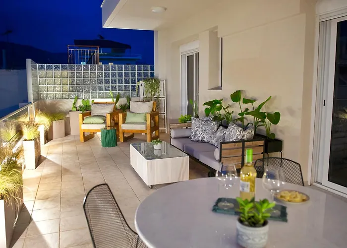 Gallery House In Itea-delphi Appartamento *